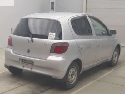 Toyota VITZ  с аукциона в Японии