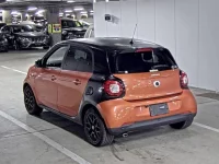 Smart FORFOUR лот № 821 оценка 4  с аукциона в Японии 4