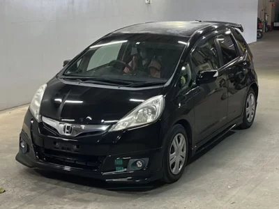 Honda FIT  с аукциона в Японии