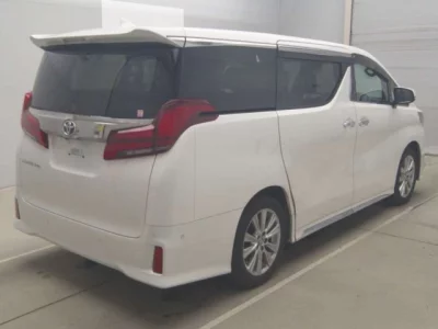 Toyota ALPHARD  с аукциона в Японии
