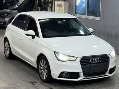 Audi A1  с аукциона в Японии
