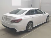 Toyota CROWN лот № 70035 оценка R  с аукциона в Японии 1