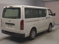 Toyota HIACE VAN лот № 85023 оценка 3.5  с аукциона в Японии 1