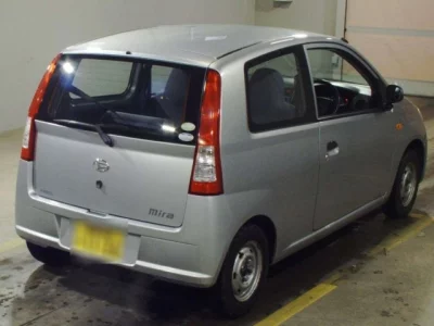 Daihatsu MIRA  с аукциона в Японии