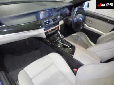 BMW 5-Series  с аукциона в Японии