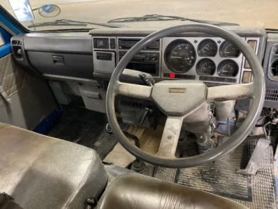 Mazda TITAN  с аукциона в Японии