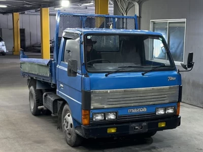 Mazda TITAN  с аукциона в Японии