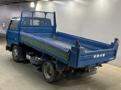 Mazda TITAN  с аукциона в Японии