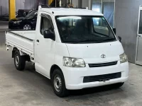 Toyota TOWN ACE TRUCK лот № 2057 оценка 3.5  с аукциона в Японии 3