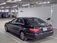 Mercedes-Benz E CLASS лот № 849 оценка 4  с аукциона в Японии 4