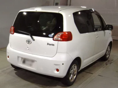 Toyota PORTE  с аукциона в Японии