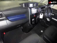 Toyota TANK лот № 3047 оценка 4.5  с аукциона в Японии 2