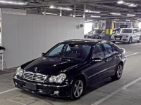 Mercedes-Benz C CLASS лот № 852 оценка 4  с аукциона в Японии 3