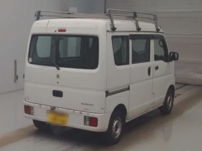 Suzuki EVERY  с аукциона в Японии