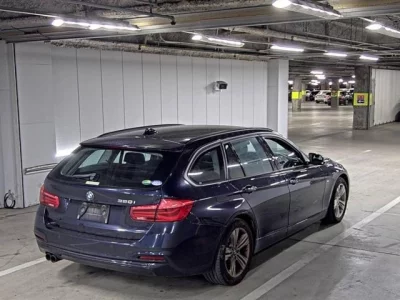 BMW 3-Series  с аукциона в Японии