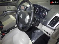 Mitsubishi OUTLANDER лот № 109 оценка 3.5  с аукциона в Японии 4