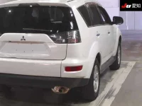 Mitsubishi OUTLANDER лот № 109 оценка 3.5  с аукциона в Японии 7