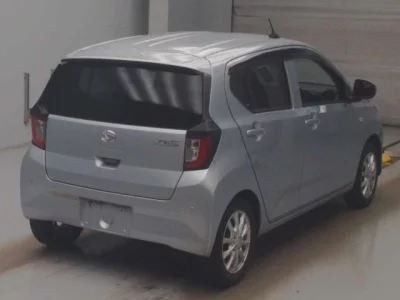 Daihatsu MIRA E S
