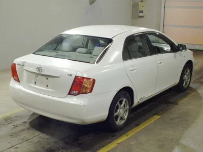 Toyota COROLLA AXIO  с аукциона в Японии