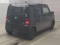 Toyota PIXIS SPACE лот № 70071 оценка 4  с аукциона в Японии 1