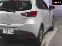 Mazda DEMIO лот № 3053 оценка 3.5  с аукциона в Японии 7
