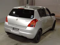 Suzuki SWIFT лот № 7135 оценка 3.5  с аукциона в Японии 1