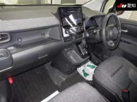 Toyota SIENTA лот № 3064 оценка 5  с аукциона в Японии 2