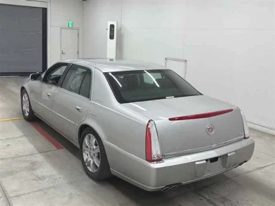 GM CADILLAC DTS  с аукциона в Японии