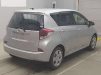 Toyota RACTIS лот № 70096 оценка R  с аукциона в Японии 1