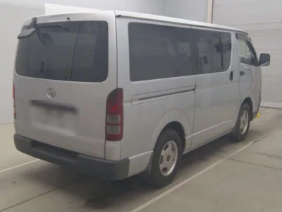 Toyota HIACE VAN  с аукциона в Японии
