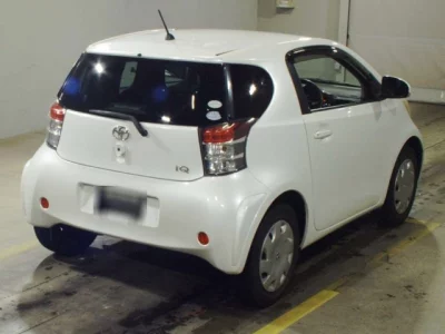 Toyota IQ  с аукциона в Японии