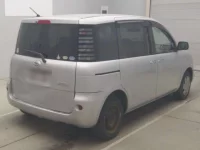 Toyota SIENTA лот № 70097 оценка R  с аукциона в Японии 1