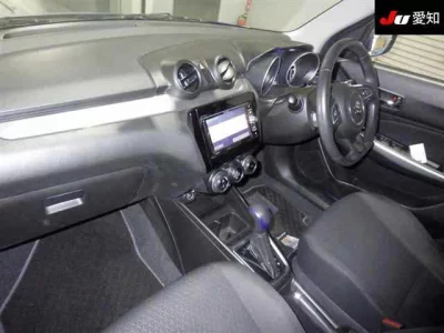 Suzuki SWIFT  с аукциона в Японии