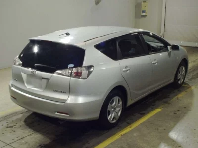 Toyota CALDINA  с аукциона в Японии