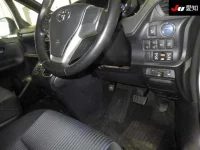 Toyota NOAH лот № 3073 оценка 4  с аукциона в Японии 4