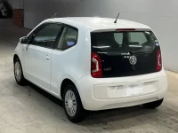 Volkswagen UP лот № 1071 оценка 4  с аукциона в Японии 1
