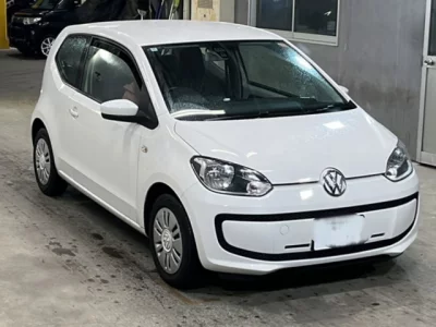 Volkswagen UP  с аукциона в Японии