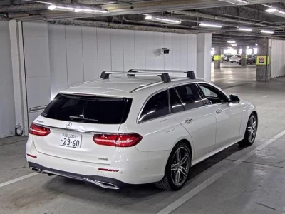 Mercedes-Benz E CLASS WAGON  с аукциона в Японии