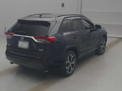 Toyota RAV4  с аукциона в Японии