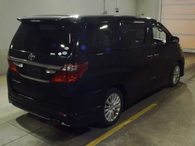 Toyota ALPHARD  с аукциона в Японии