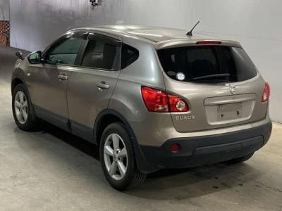 Nissan DUALIS  с аукциона в Японии