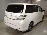 Toyota VELLFIRE лот № 7211 оценка 3.5  с аукциона в Японии 1