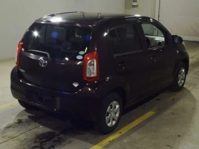 Toyota PASSO  с аукциона в Японии