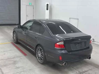 Subaru LEGACY B4