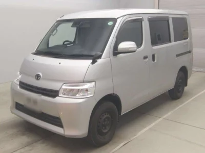 Mazda BONGO VAN  с аукциона в Японии