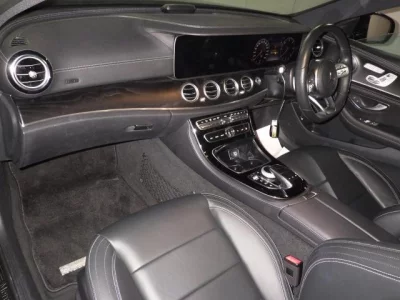 Mercedes-Benz E CLASS  с аукциона в Японии