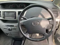 Toyota NOAH лот № 90217 оценка R  с аукциона в Японии 2