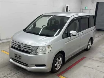 Honda STEP WAGON  с аукциона в Японии