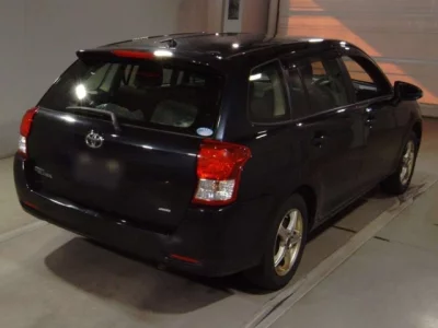 Toyota COROLLA FIELDER  с аукциона в Японии
