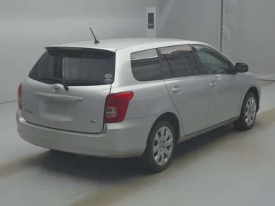 Toyota COROLLA FIELDER  с аукциона в Японии